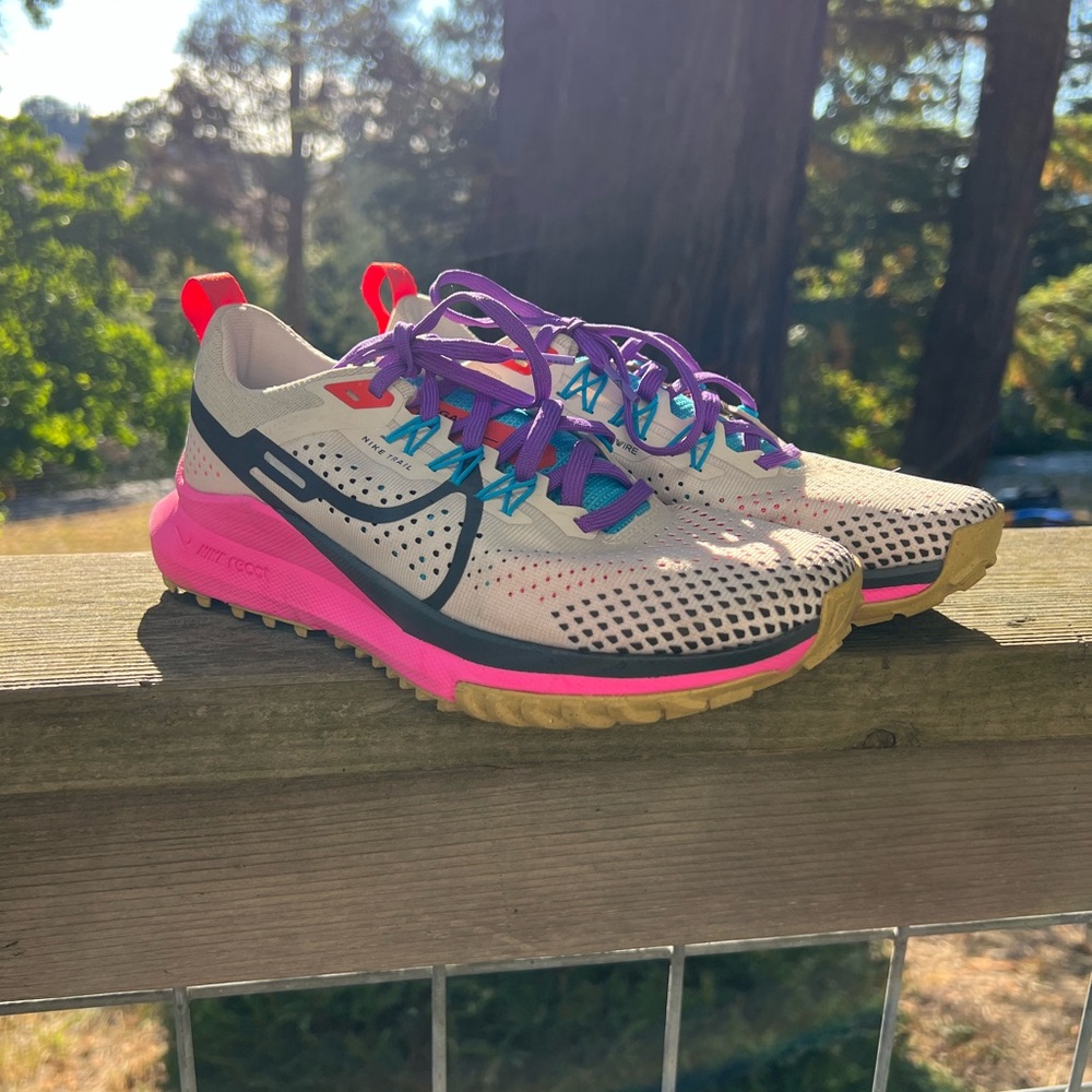 Nike Trail Women's Athletic Shoes